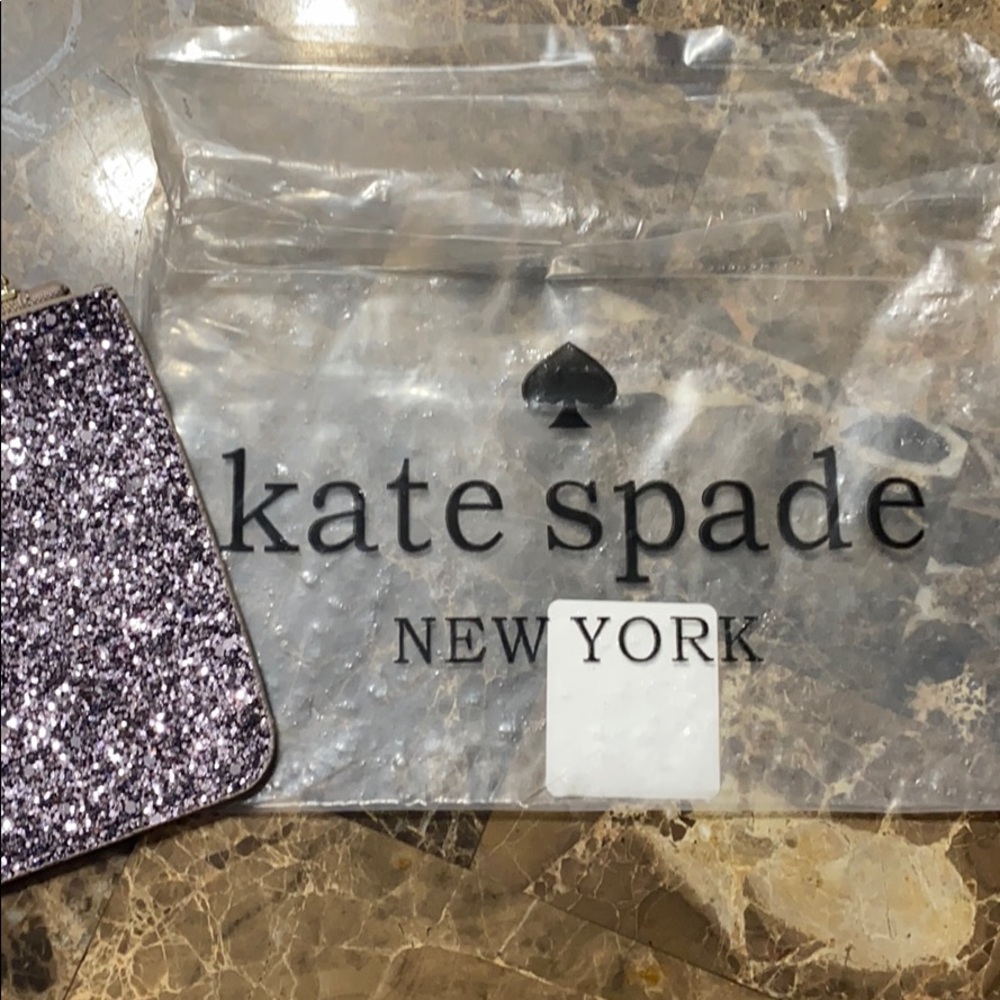 Kate Spade Wristlet - Picture 8 of 8